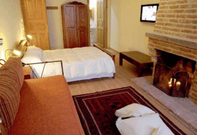 Nimbus Guesthouse Sidhirokhorion Екстер'єр фото